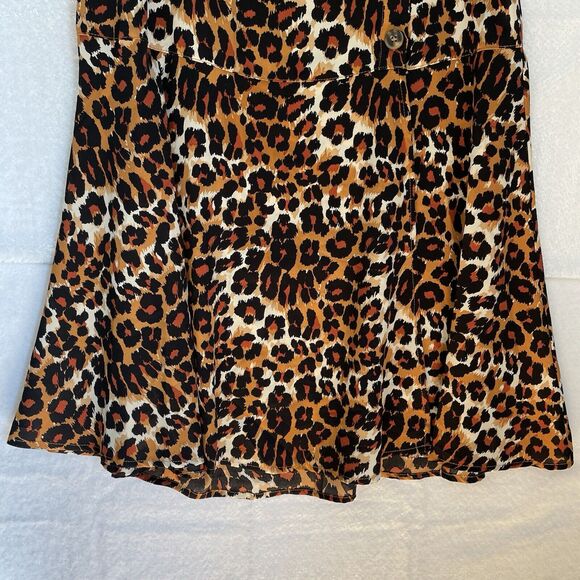 Umgee Skirt Size M Animal Print Midi Length Fit And Flare Buttons Slit Flowy NEW - Picture 4 of 9